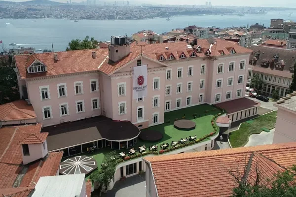 دانشگاه استانبول کنت (Istanbul Kent University)