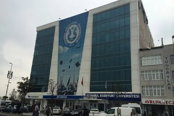 دانشگاه اسنیورت استانبول