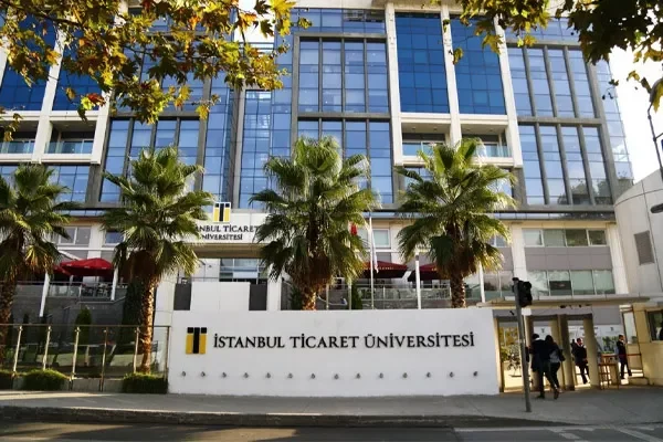معرفی کلی دانشگاه تجارت استانبول دانشگاه تجارت استانبول